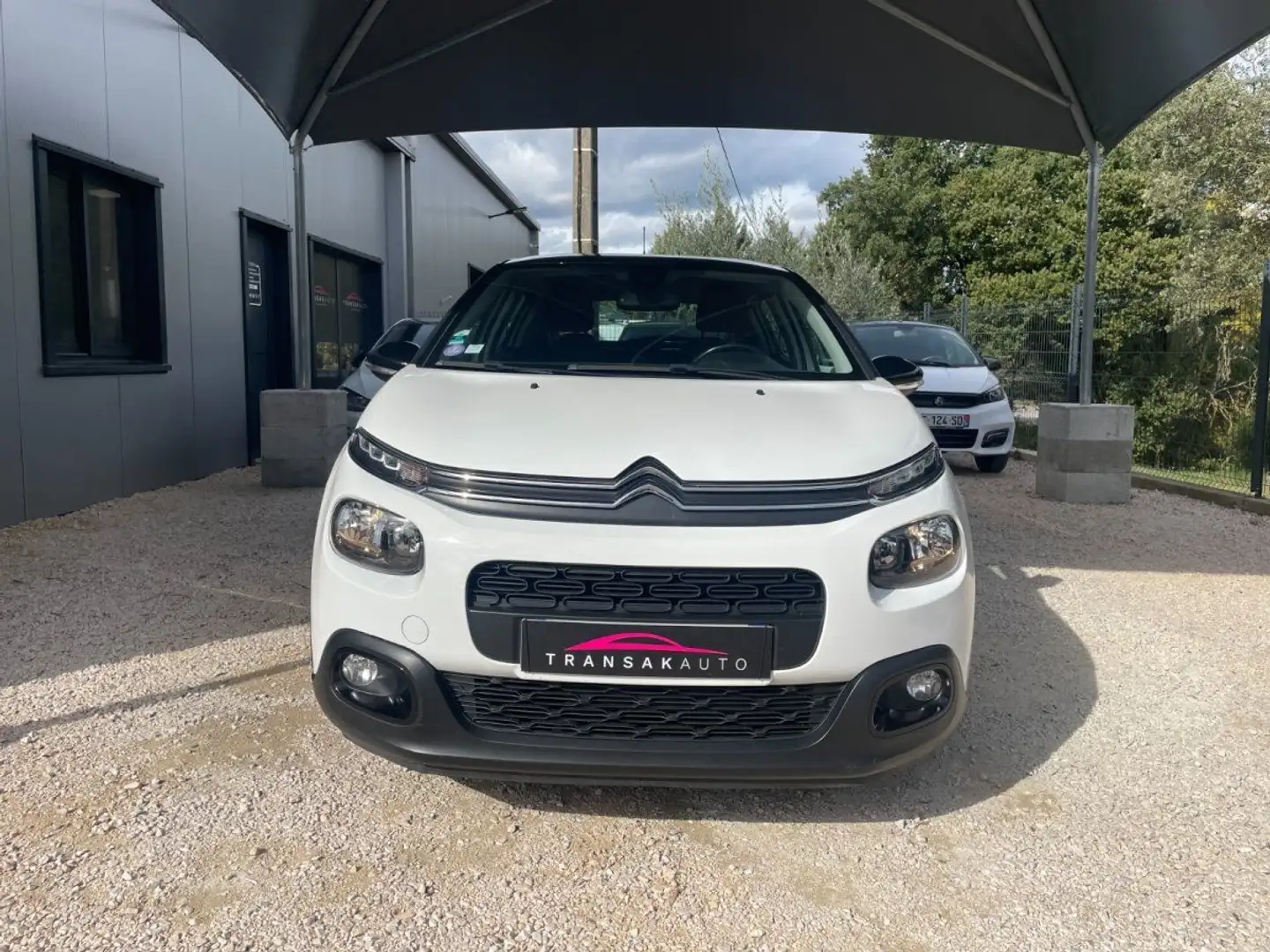 Citroen C3 82ch Shine / Distribution Faite / Suivi et Entretien à Jour Blanc - 2