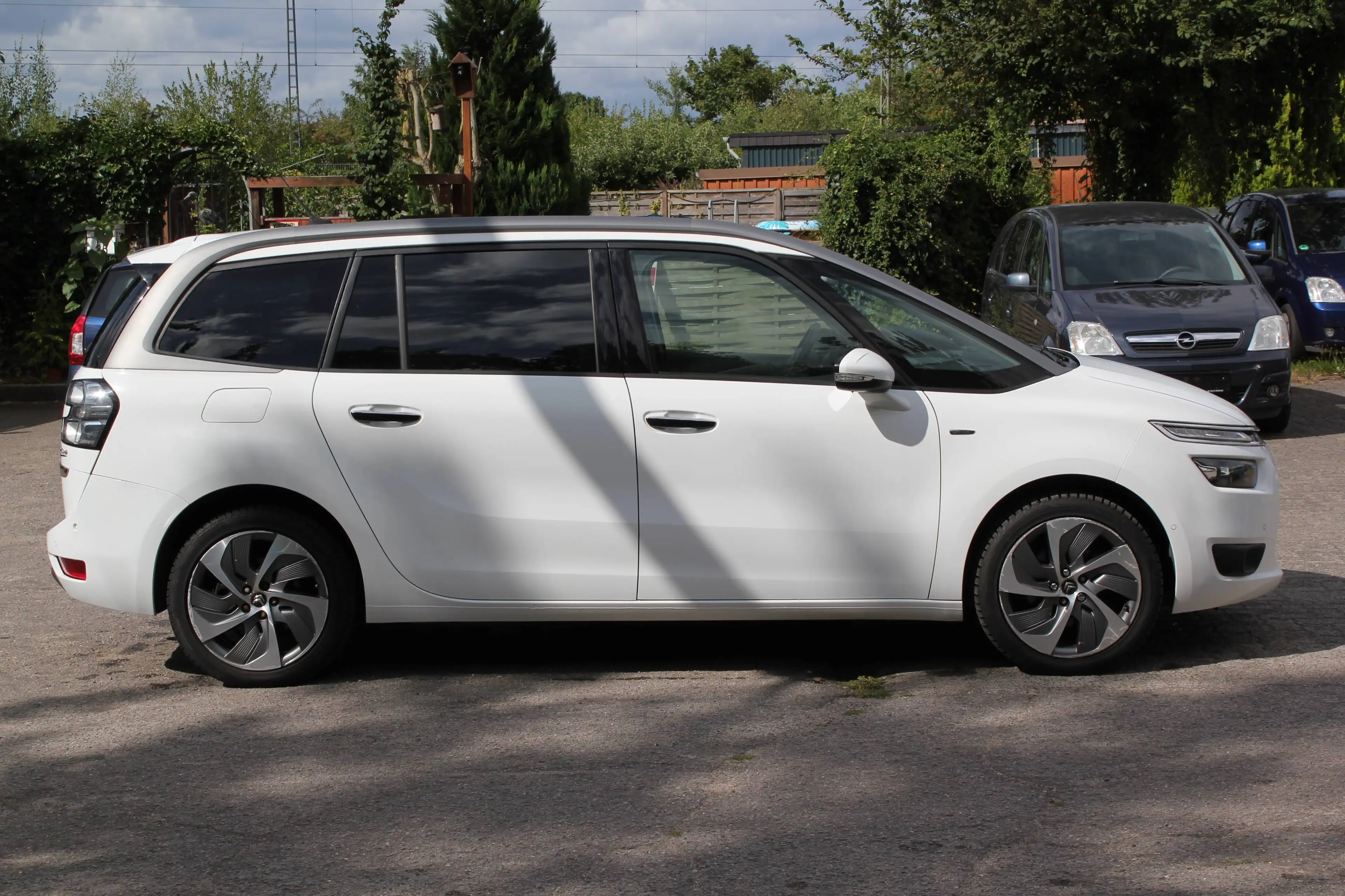 Citroen Grand C4 SpaceTourer Exclusive-PANORAMA-KLIMA-KAMERA-7 SITZER — photo 4