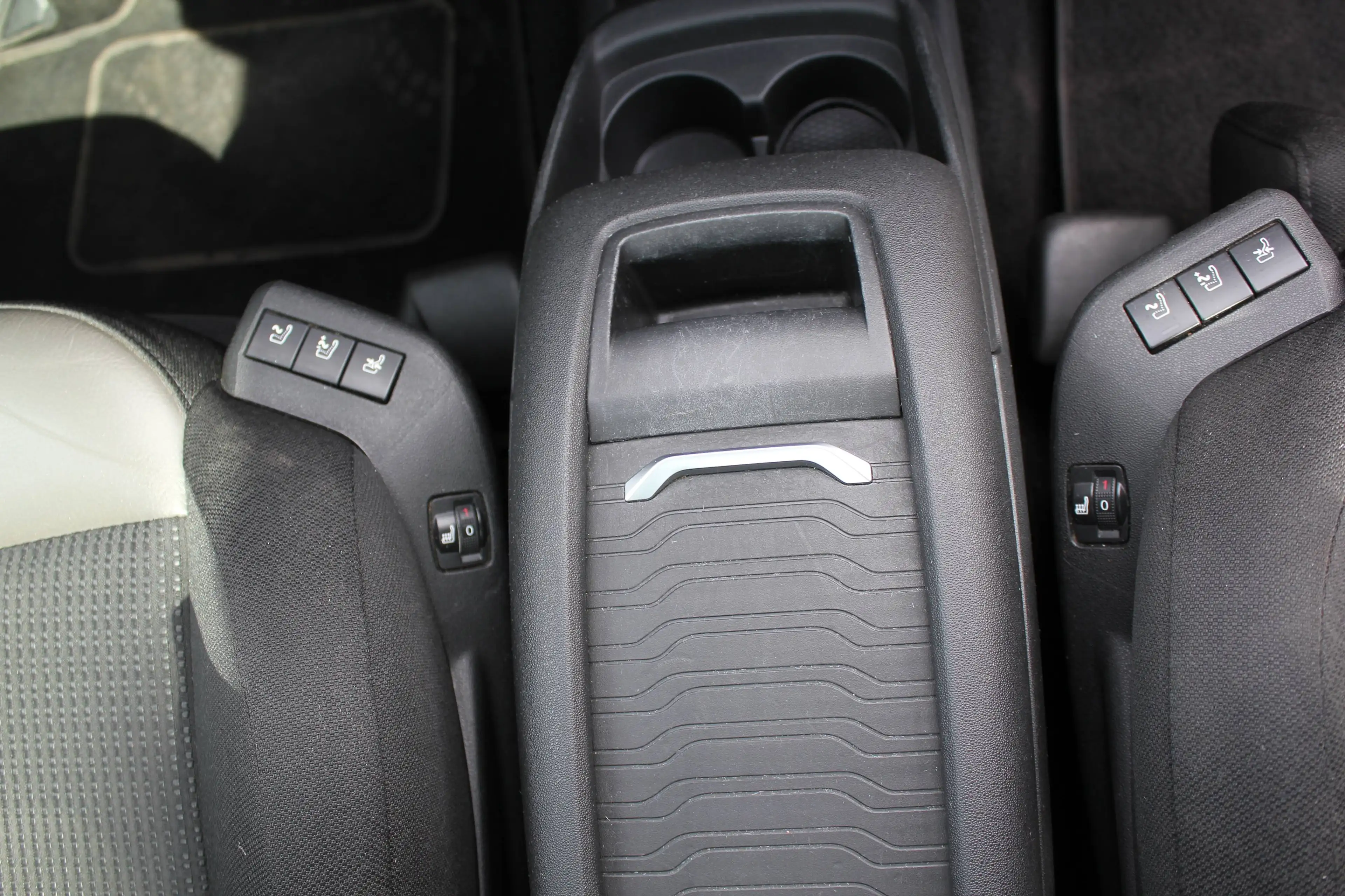 Citroen Grand C4 SpaceTourer Exclusive-PANORAMA-KLIMA-KAMERA-7 SITZER — photo 14