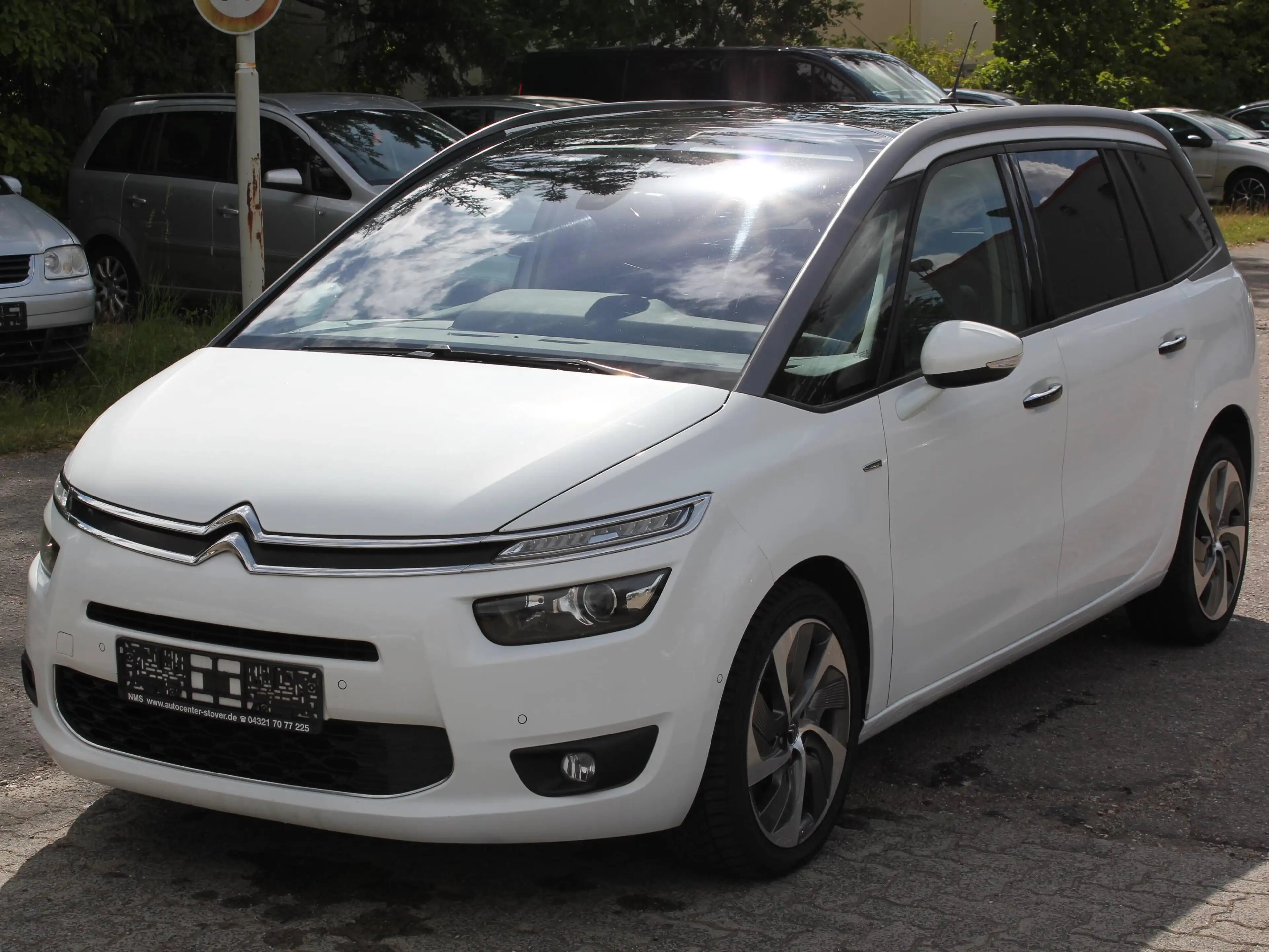 Citroen Grand C4 SpaceTourer Exclusive-PANORAMA-KLIMA-KAMERA-7 SITZER