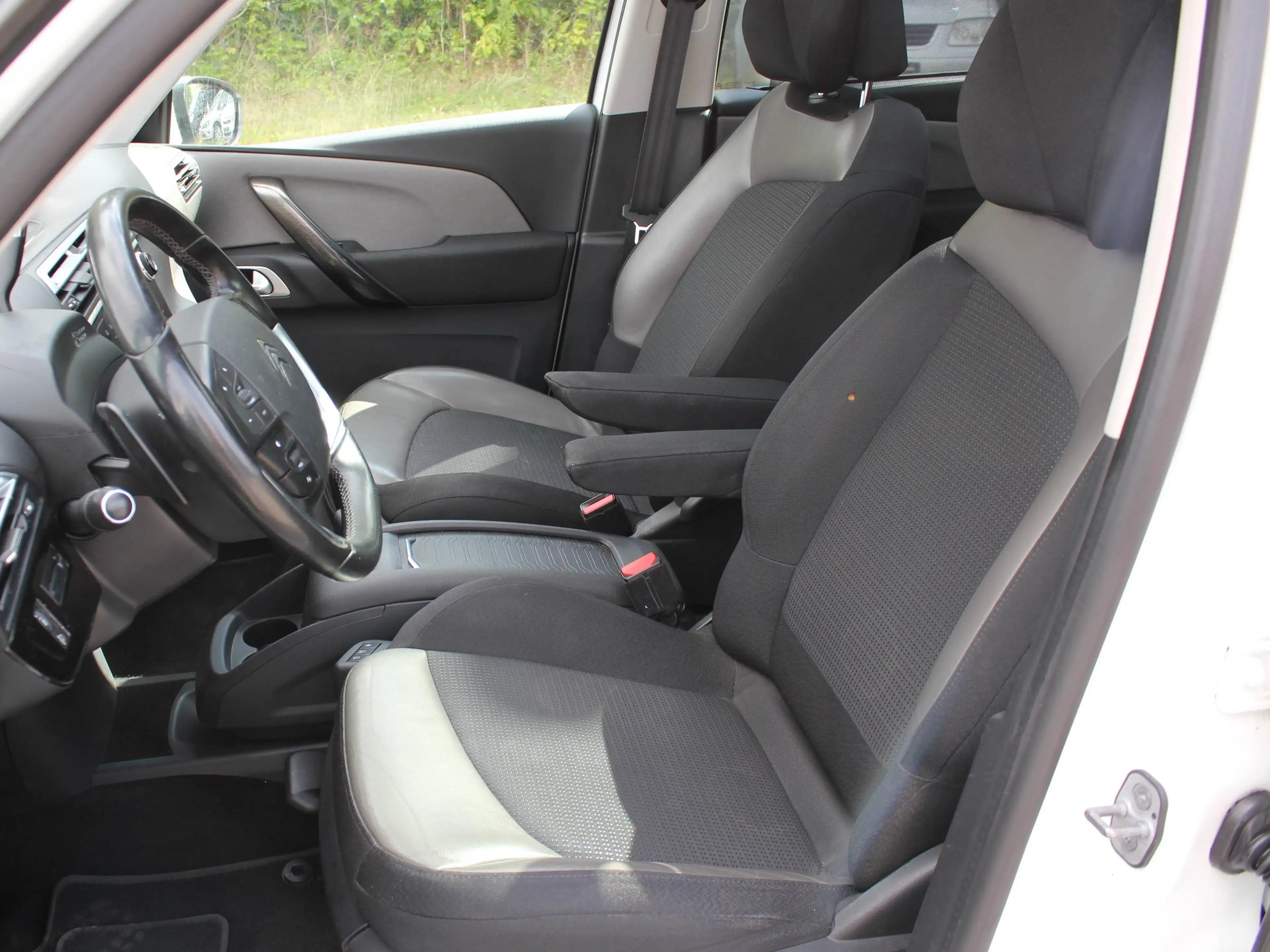 Citroen Grand C4 SpaceTourer Exclusive-PANORAMA-KLIMA-KAMERA-7 SITZER — photo 9