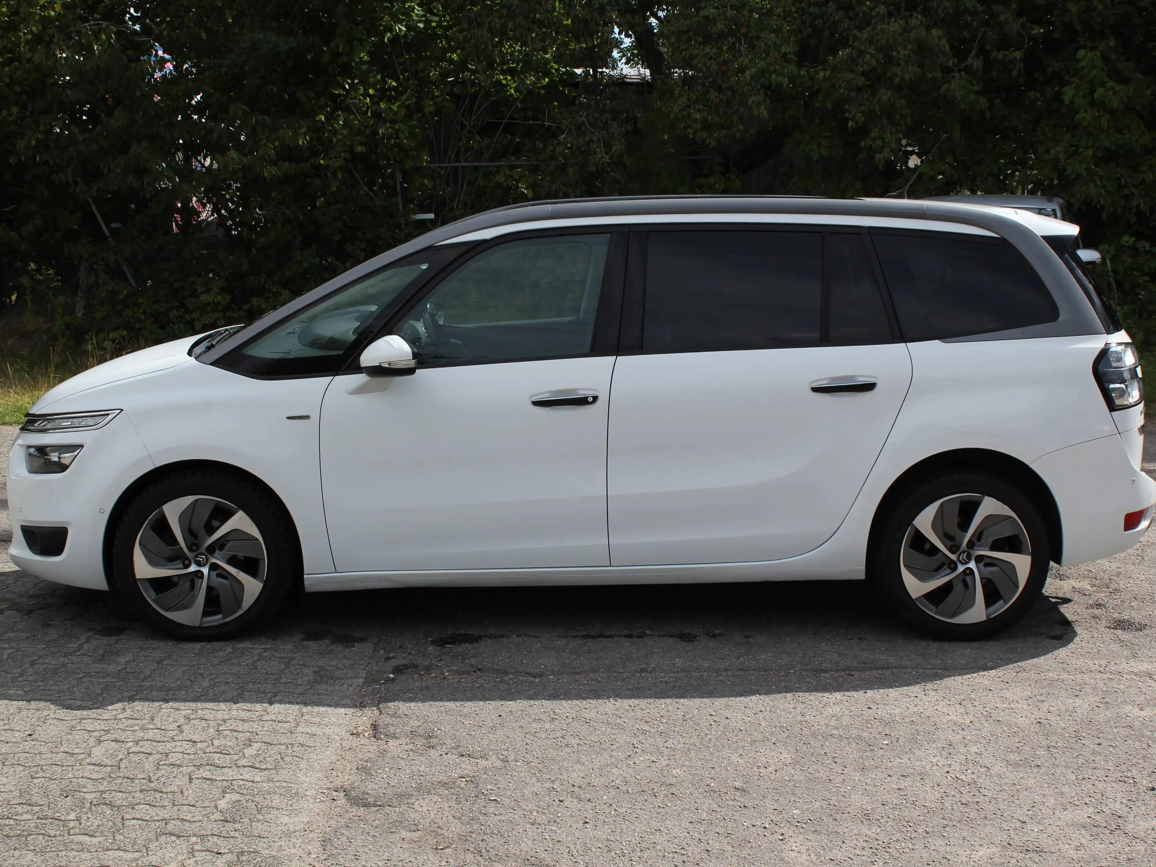 Citroen Grand C4 SpaceTourer Exclusive-PANORAMA-KLIMA-KAMERA-7 SITZER — photo 8
