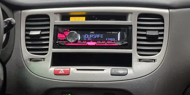 Kia Rio view 14