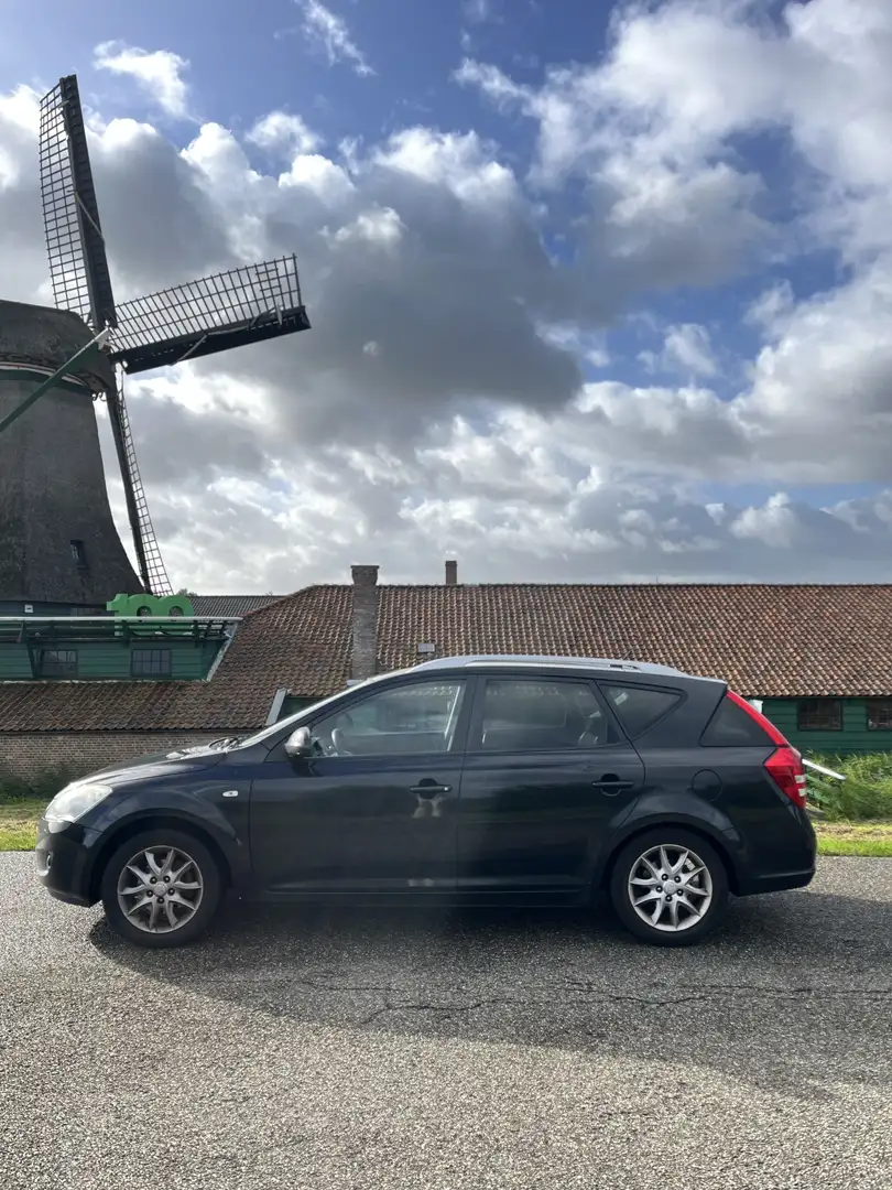 Kia Ceed / cee'd 1.6 All Stars - NIEUWE APK Zwart - 2