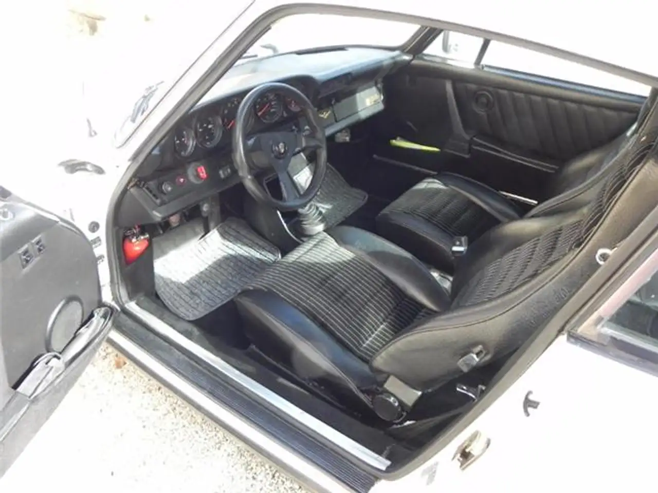 Porsche 911 3.0 SC L, foto 9