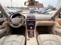 Mercedes-Benz E 320 CDI 4Matic*AIRMATIC*DISTR+*XENON* Blau - thumbnail 11