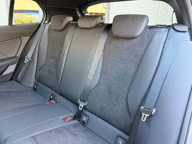 BMW 1 Series view 11