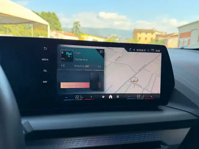 BMW 1 Series view 16