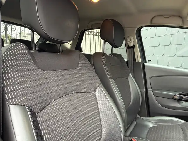 Renault Captur view 7