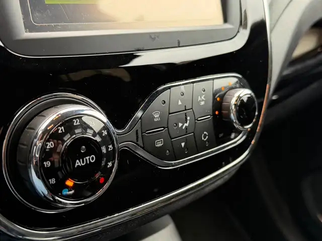 Renault Captur view 15