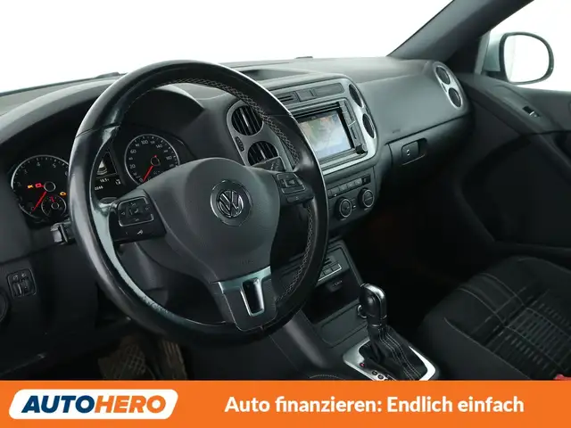 Volkswagen Tiguan view 11