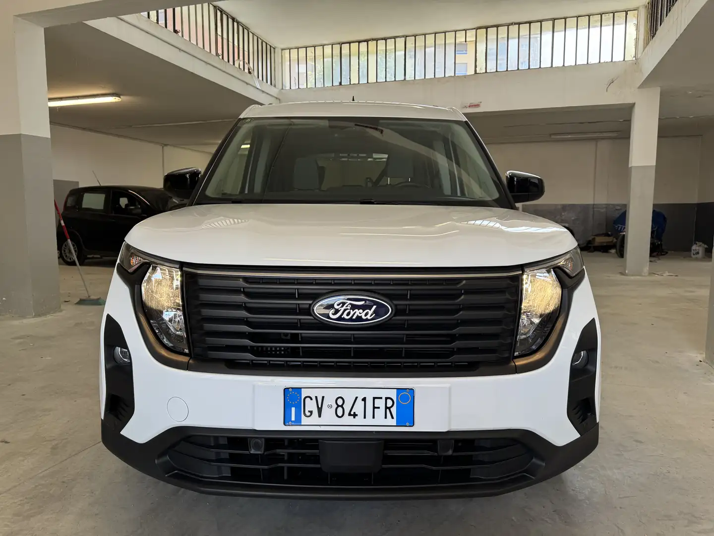 Ford Tourneo Courier titanium - 2