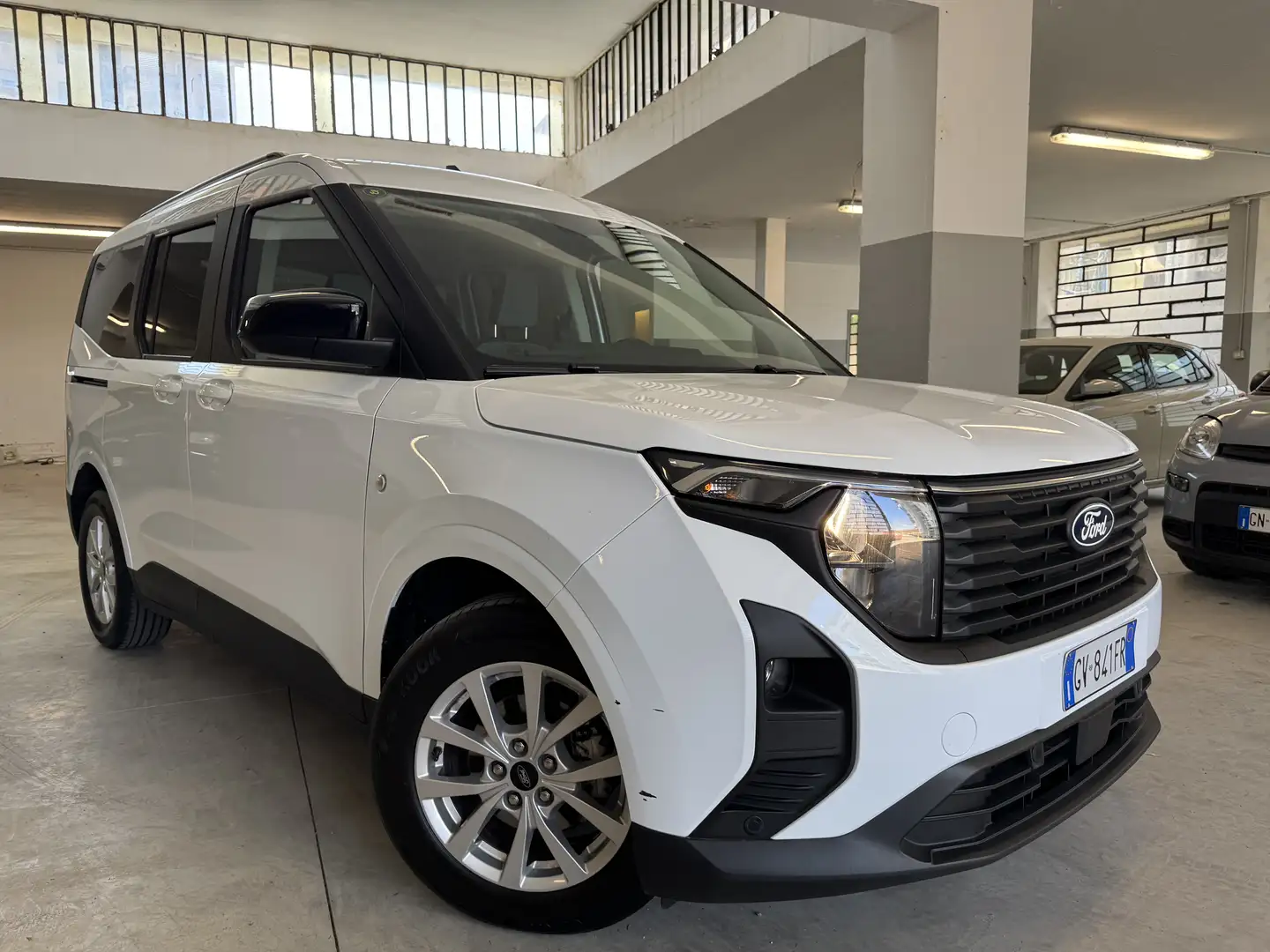 Ford Tourneo Courier titanium - 1