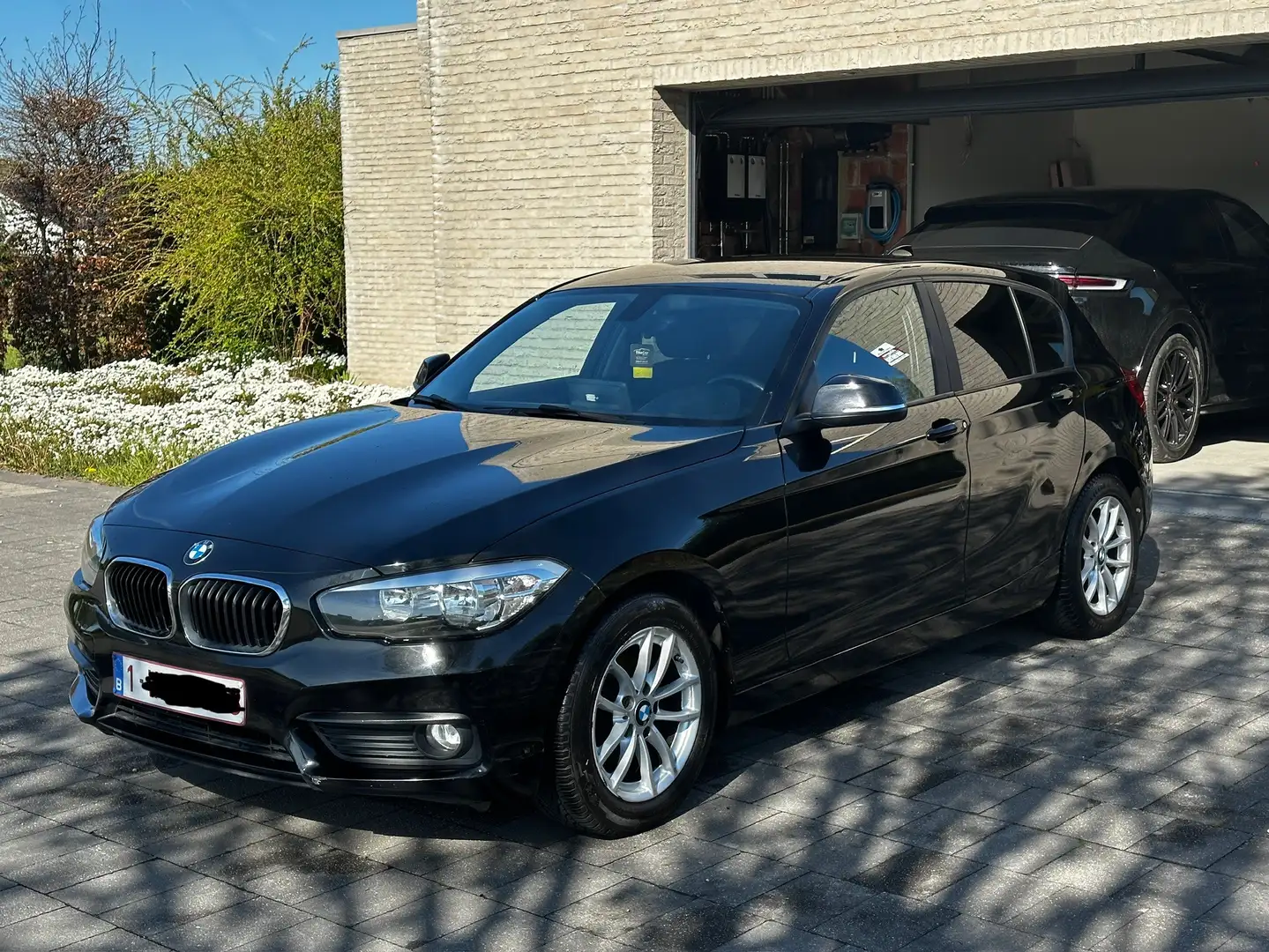 BMW 116 BMW 1.16d Aut. / cruise control / Carplay - 1