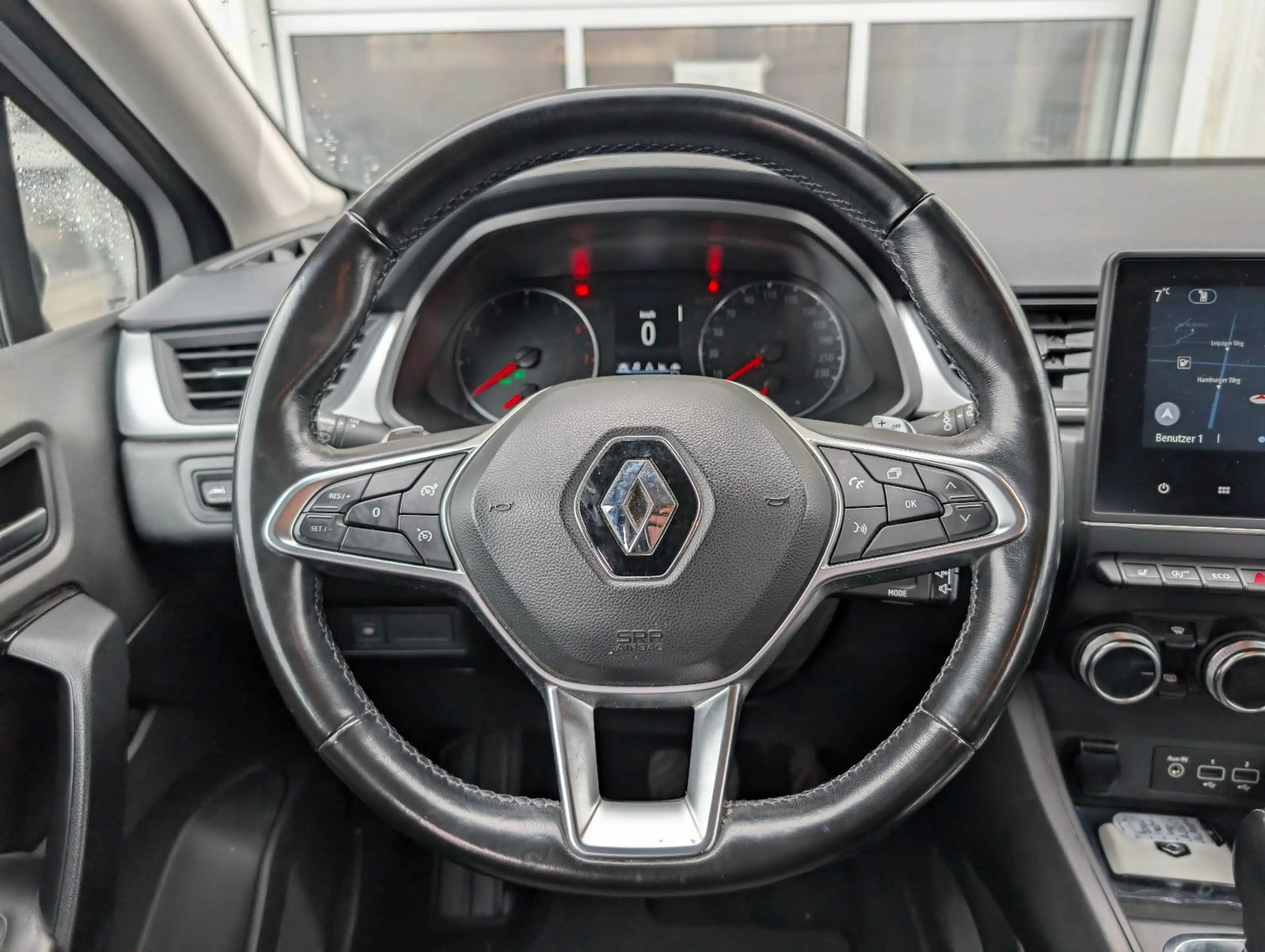 Renault Captur II 1.3 TCe 140 Business Edition — photo 15