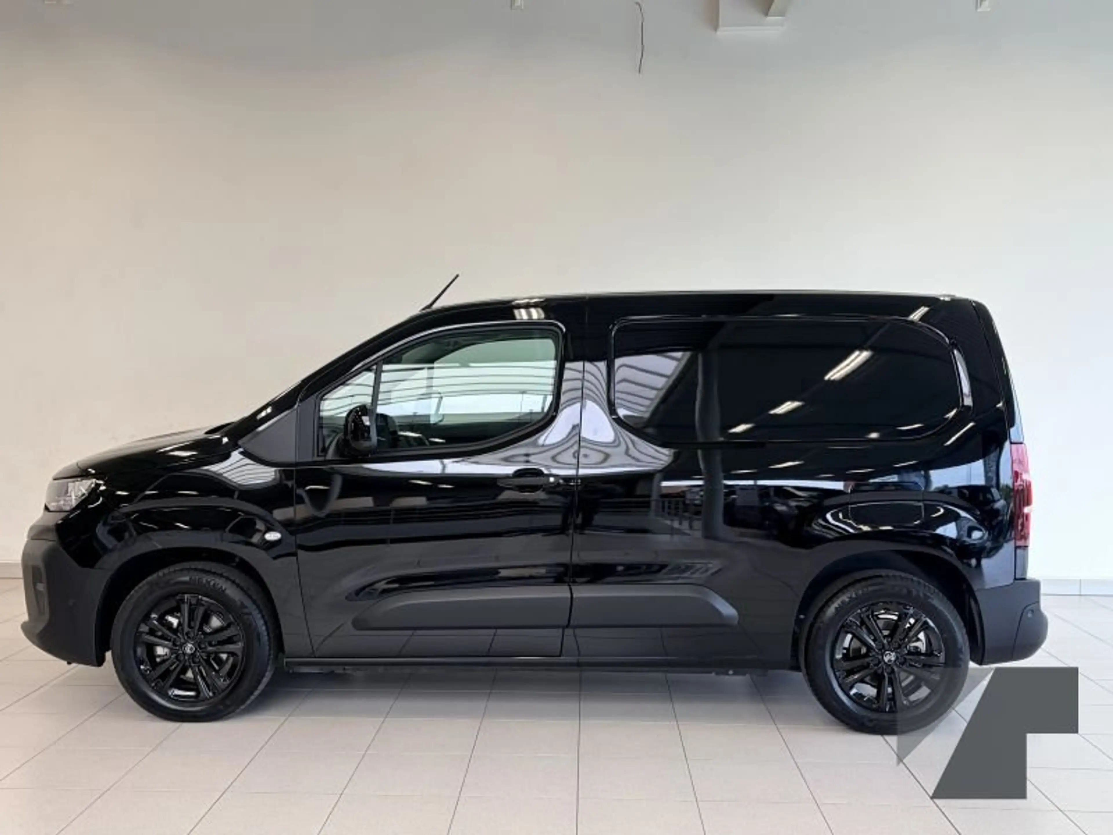 Citroen Berlingo BERLINGO H — photo 3