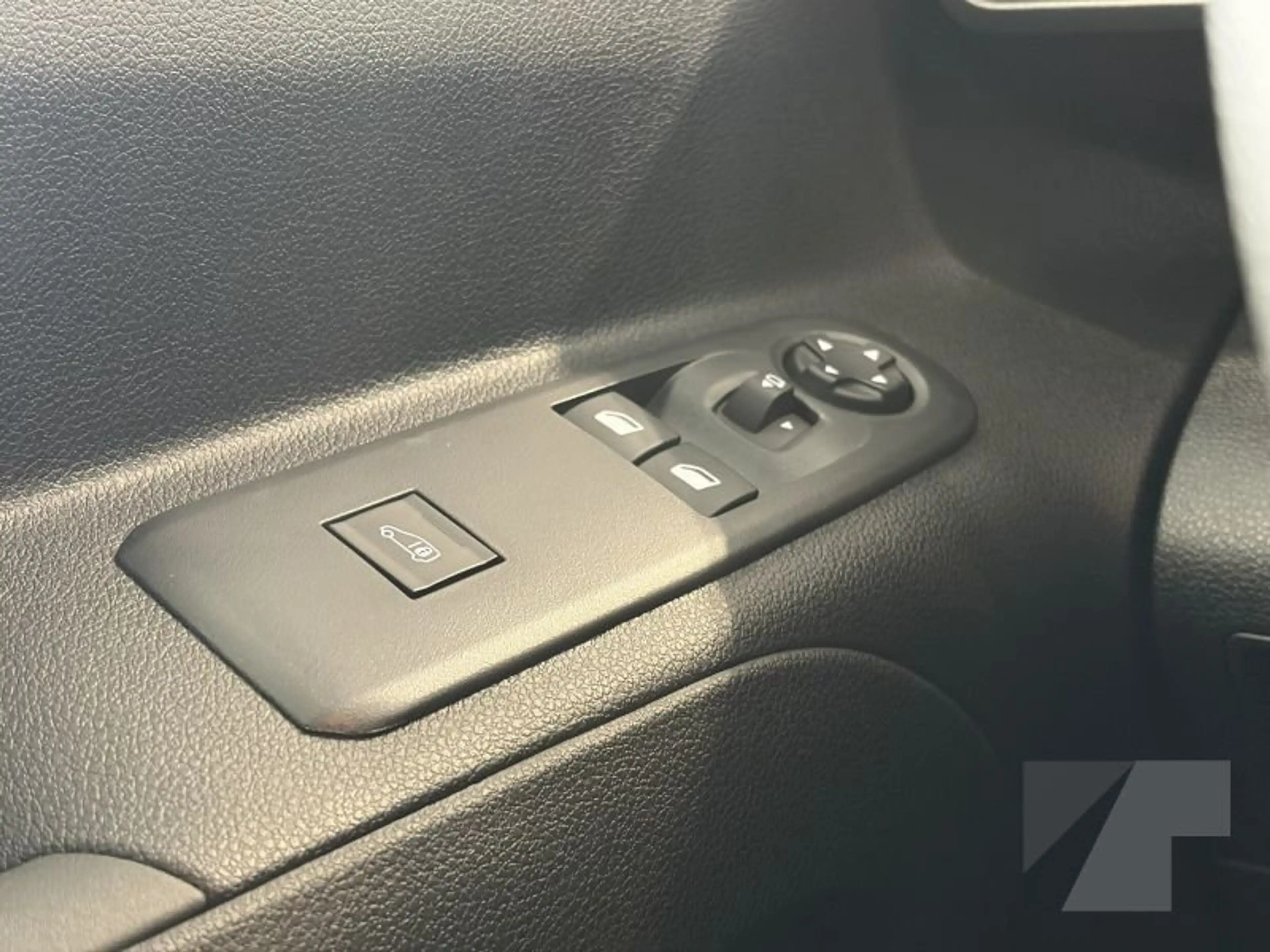 Citroen Berlingo BERLINGO H — photo 15