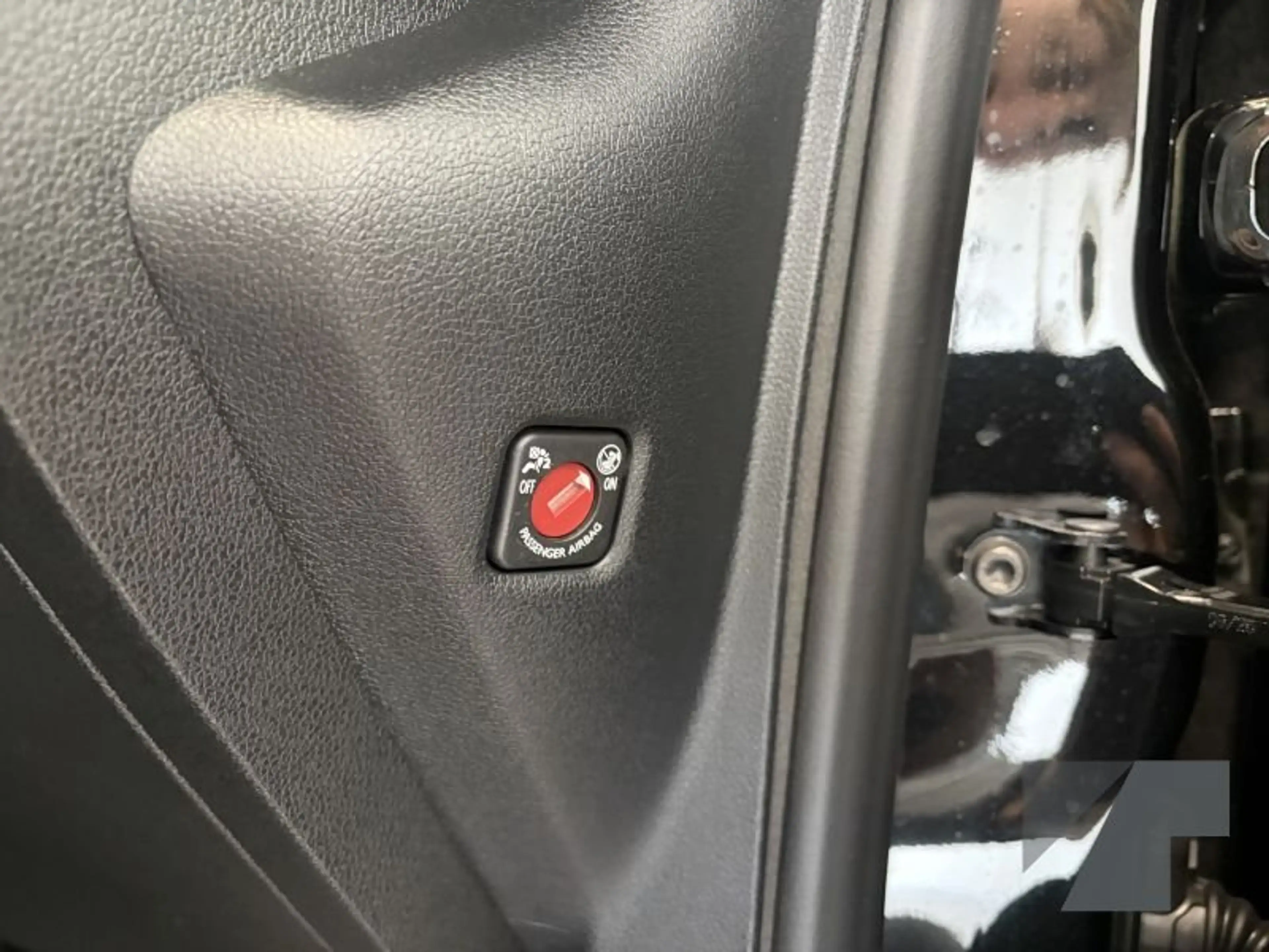Citroen Berlingo BERLINGO H — photo 21