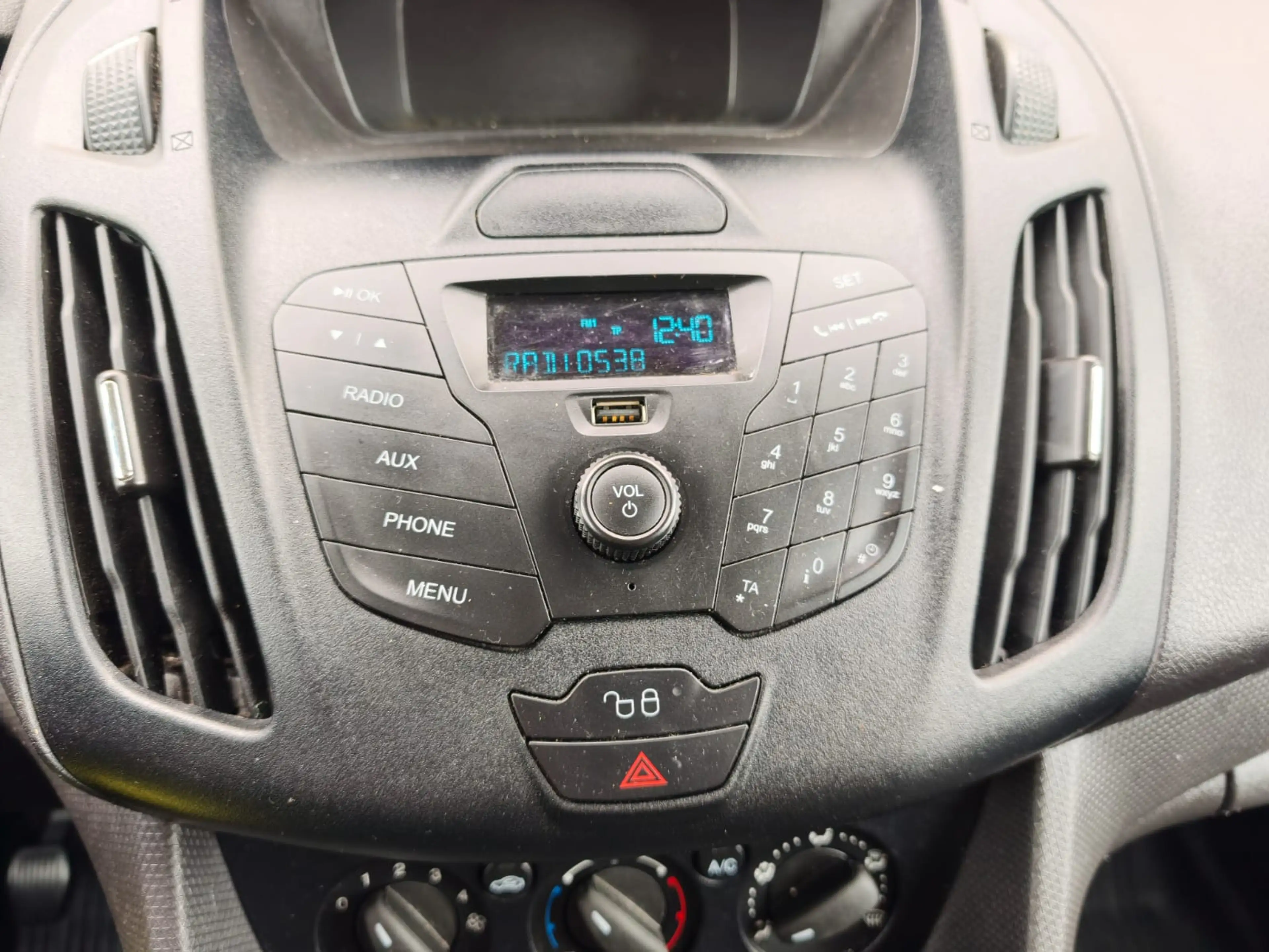 Ford Transit Connect 1.5TDCI Euro 6 Imperiaal Airco Bluetooth Connect P — photo 8