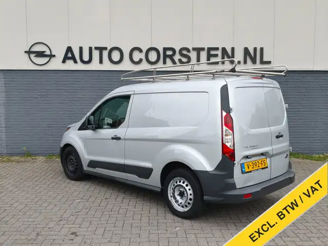 Ford Transit Connect view 13
