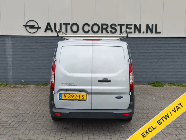 Ford Transit Connect view 15