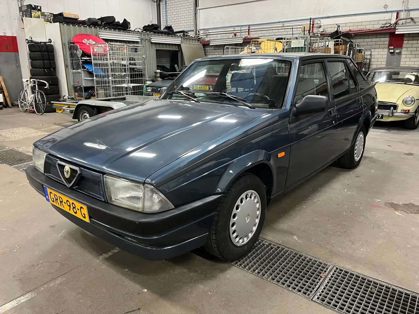 Alfa Romeo 75 1.6 IE Albastru - 1