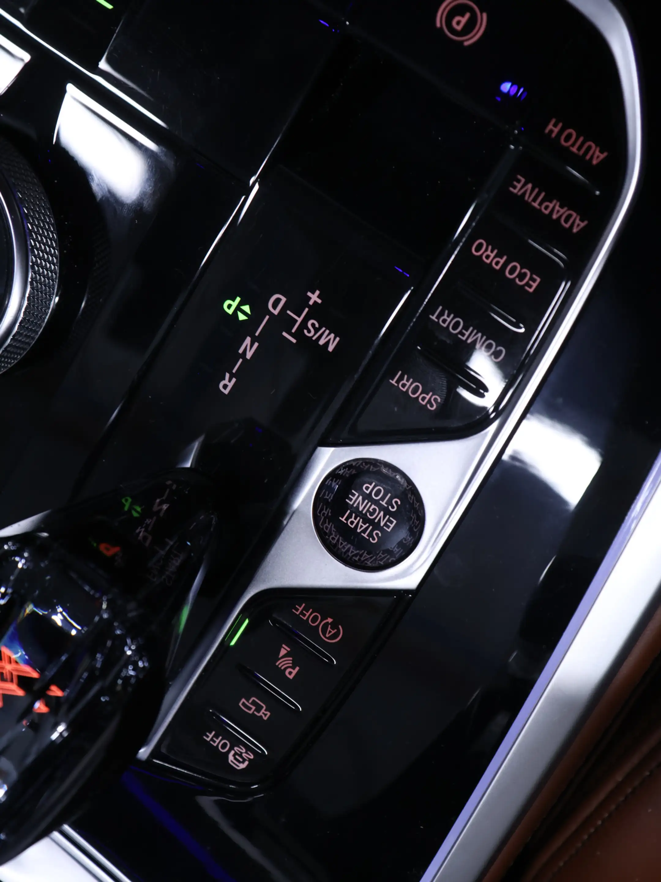BMW X7 xDrive40i High Executive [SCHUIFKANTELDAK, 7-PERSO — photo 33