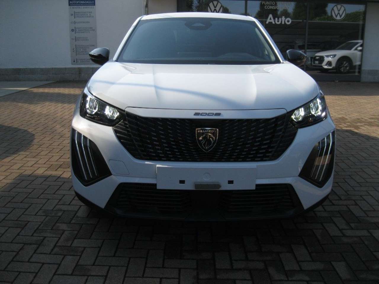 Peugeot 2008 Turbo benzina 100cv Style con Pack Vision&Navig