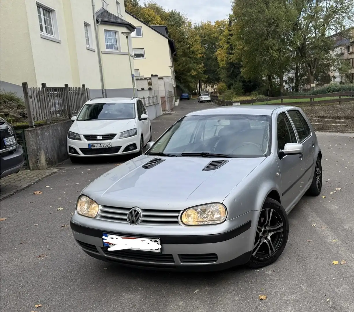 Volkswagen Golf 1.6 Automatik Sport Edition - 1