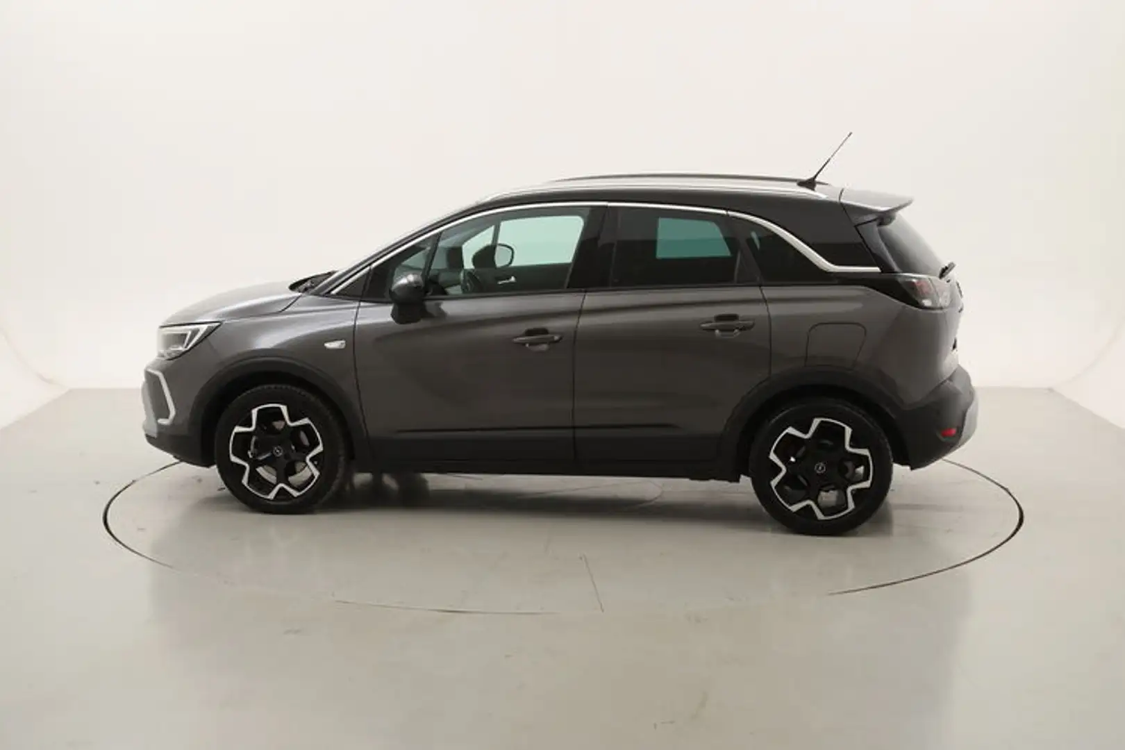 Opel Crossland X Ultimate 1.2 Benzina 110CV Grigio - 2