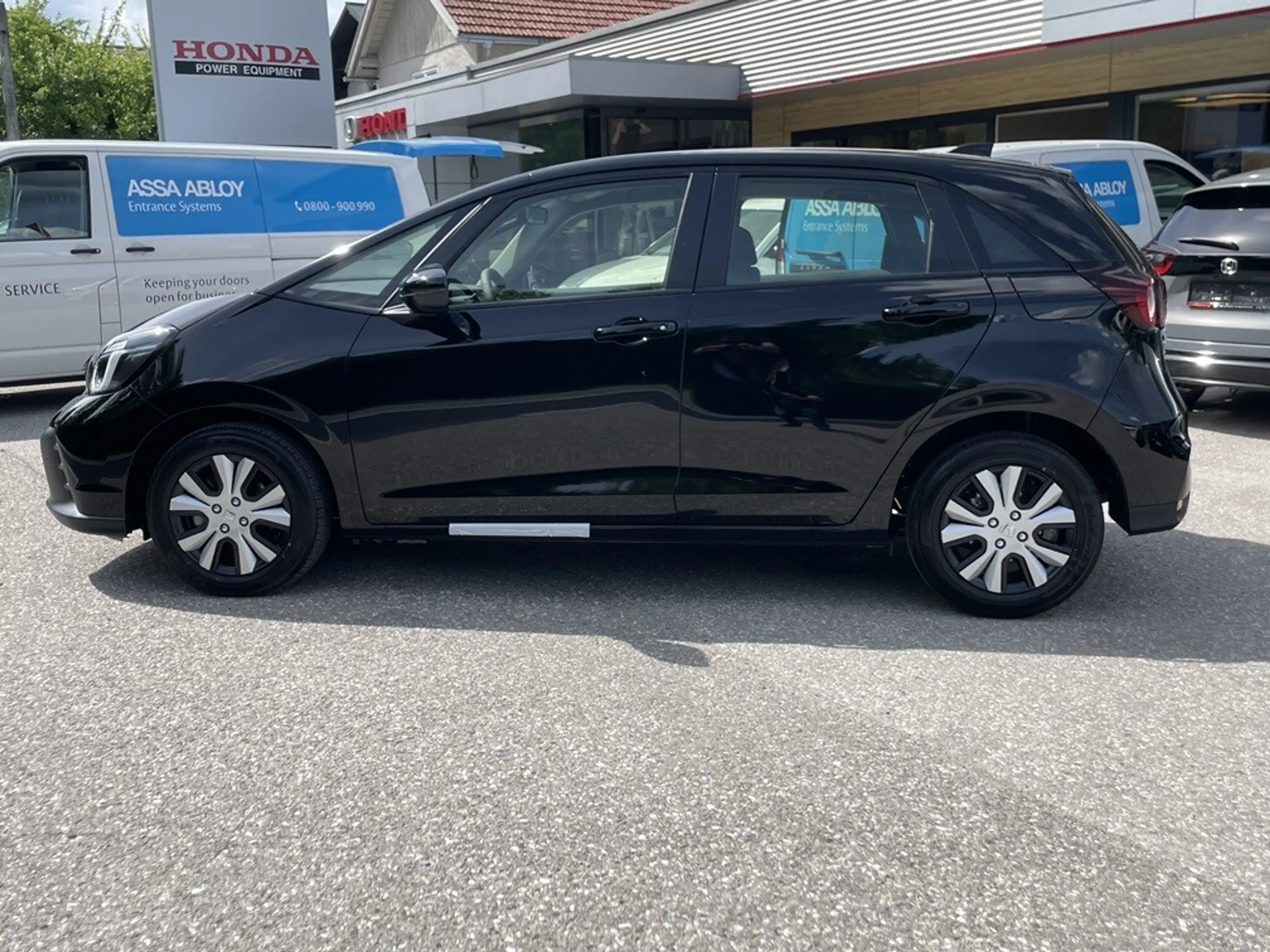 Honda Jazz 1,5 i-MMD Hybrid Elegance Aut. — photo 2
