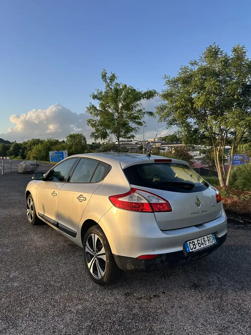 Renault Megane Mégane III 1.9 dCi 130 Édition Bose - 2