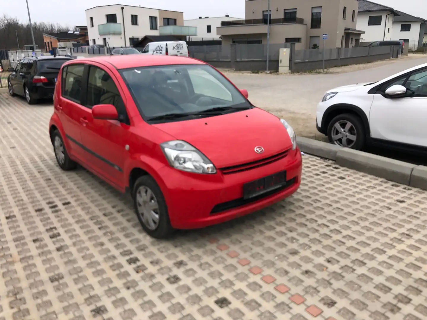 Daihatsu Sirion 1,3 Top Rood - 1