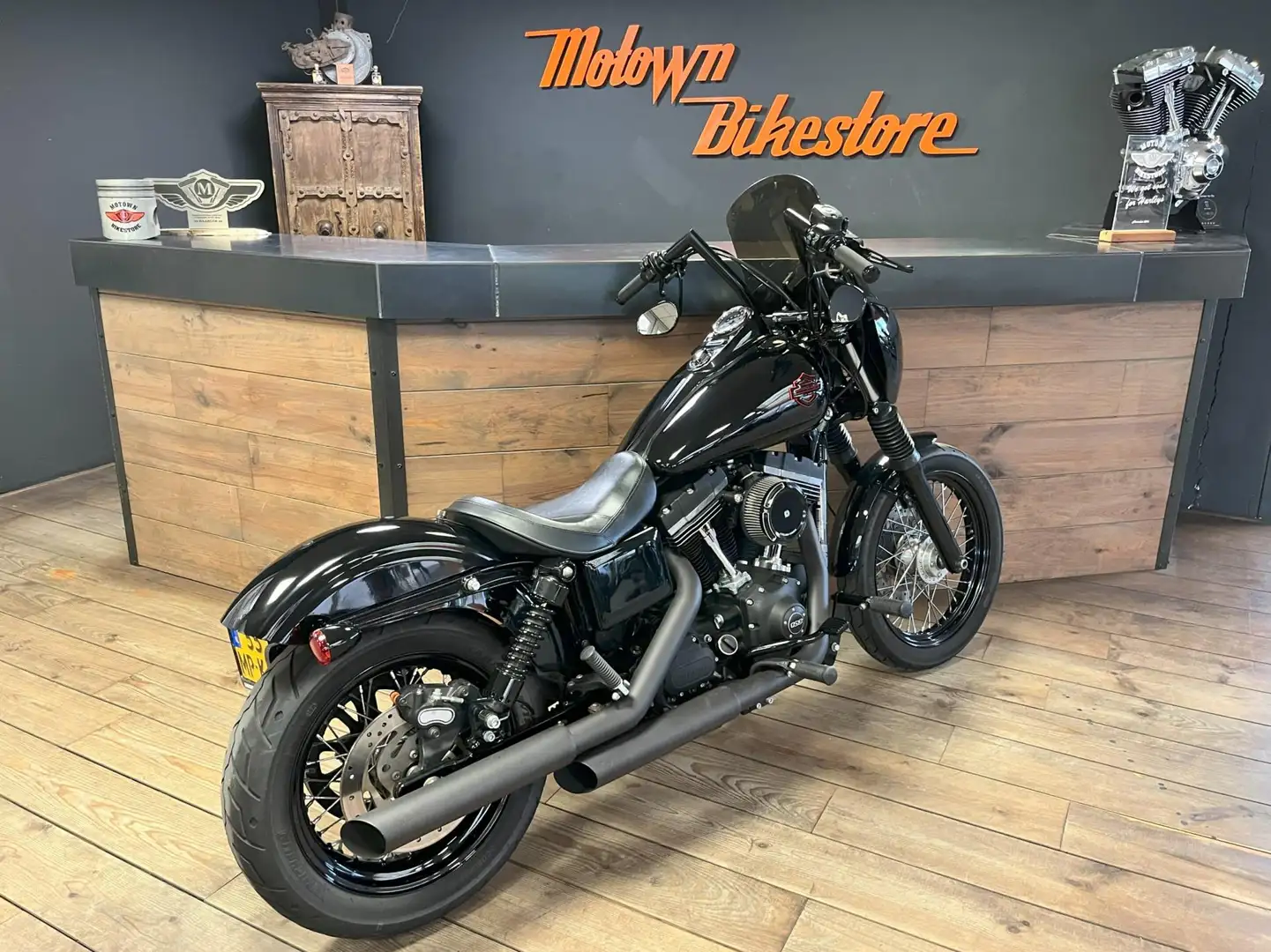 Harley-Davidson Dyna Street Bob FXDB 103 Streetbob CLub Style Black Edition Python Noir - 2