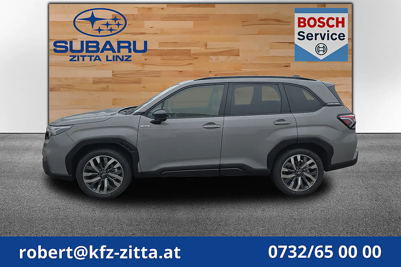 Subaru Forester 2,0i e-Boxer Premium AWD Aut. Grau - 2