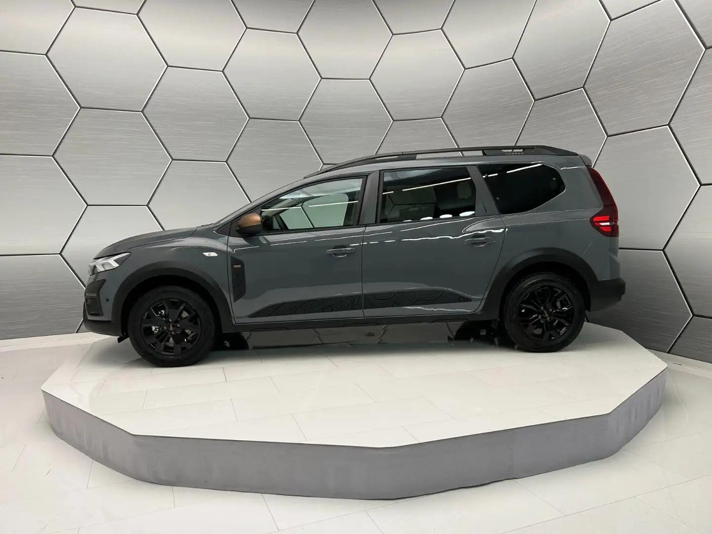 Dacia Jogger TCe 110 Extreme 7-Sitzer Winter-Paket Gris - 2