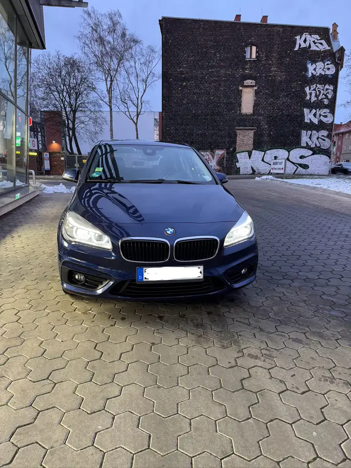 BMW 220