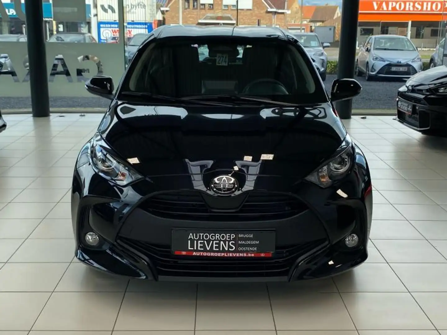 Toyota Yaris Dynamic 1.5HYB CVT Zwart - 2