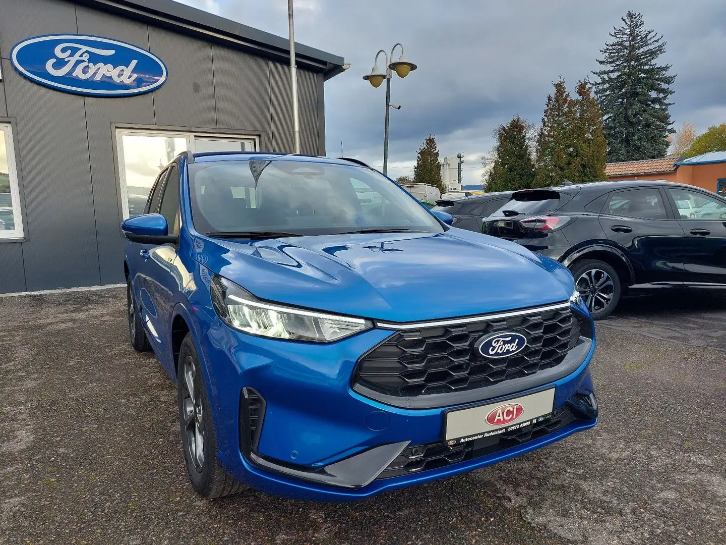 Ford Kuga ST LINE "Neues Modell" Autom./5JG Blau - 2