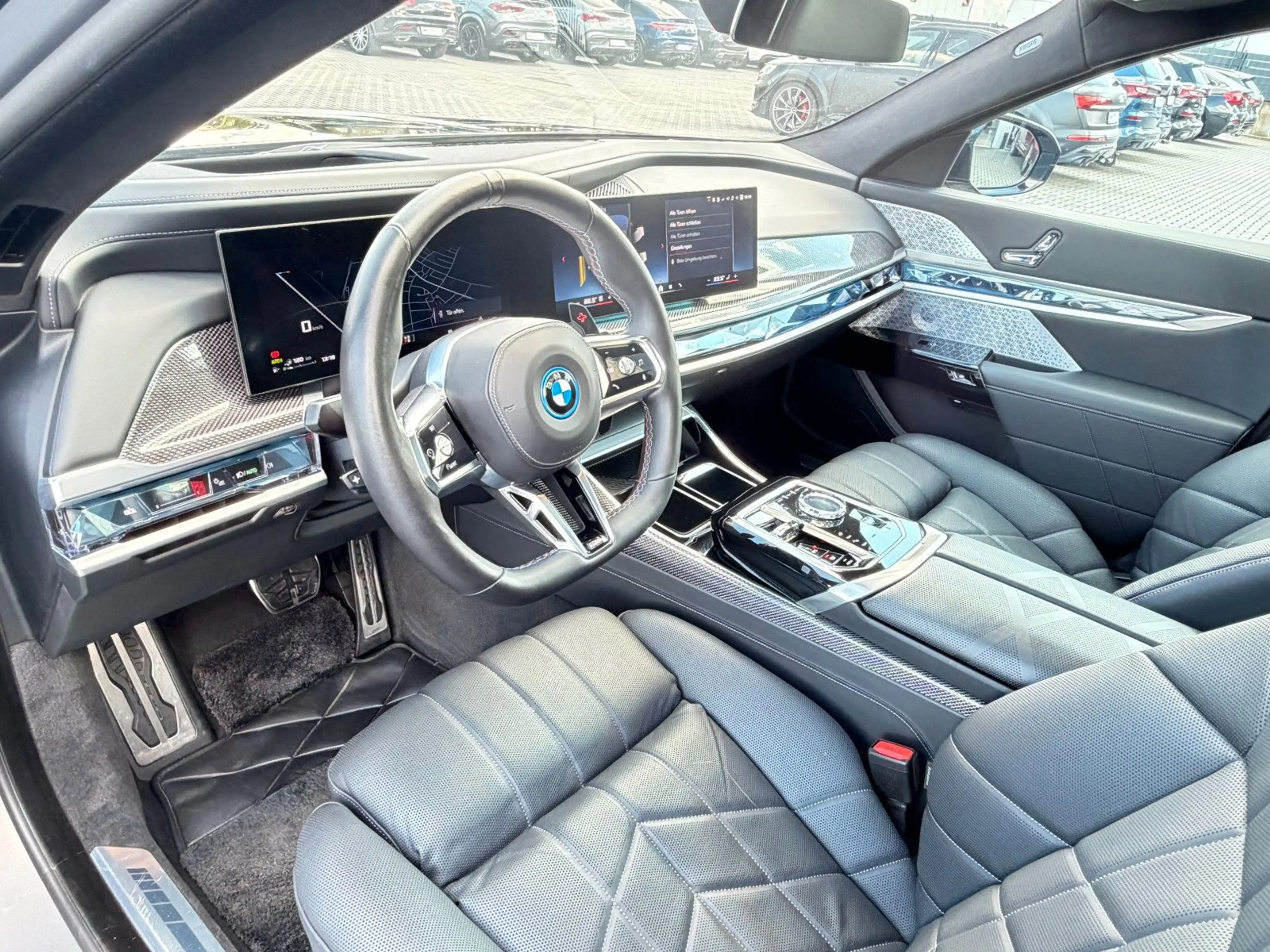 BMW 760 e*xDrive*Two*Tone*Individual*3xTV*SkyLounge* — photo 6