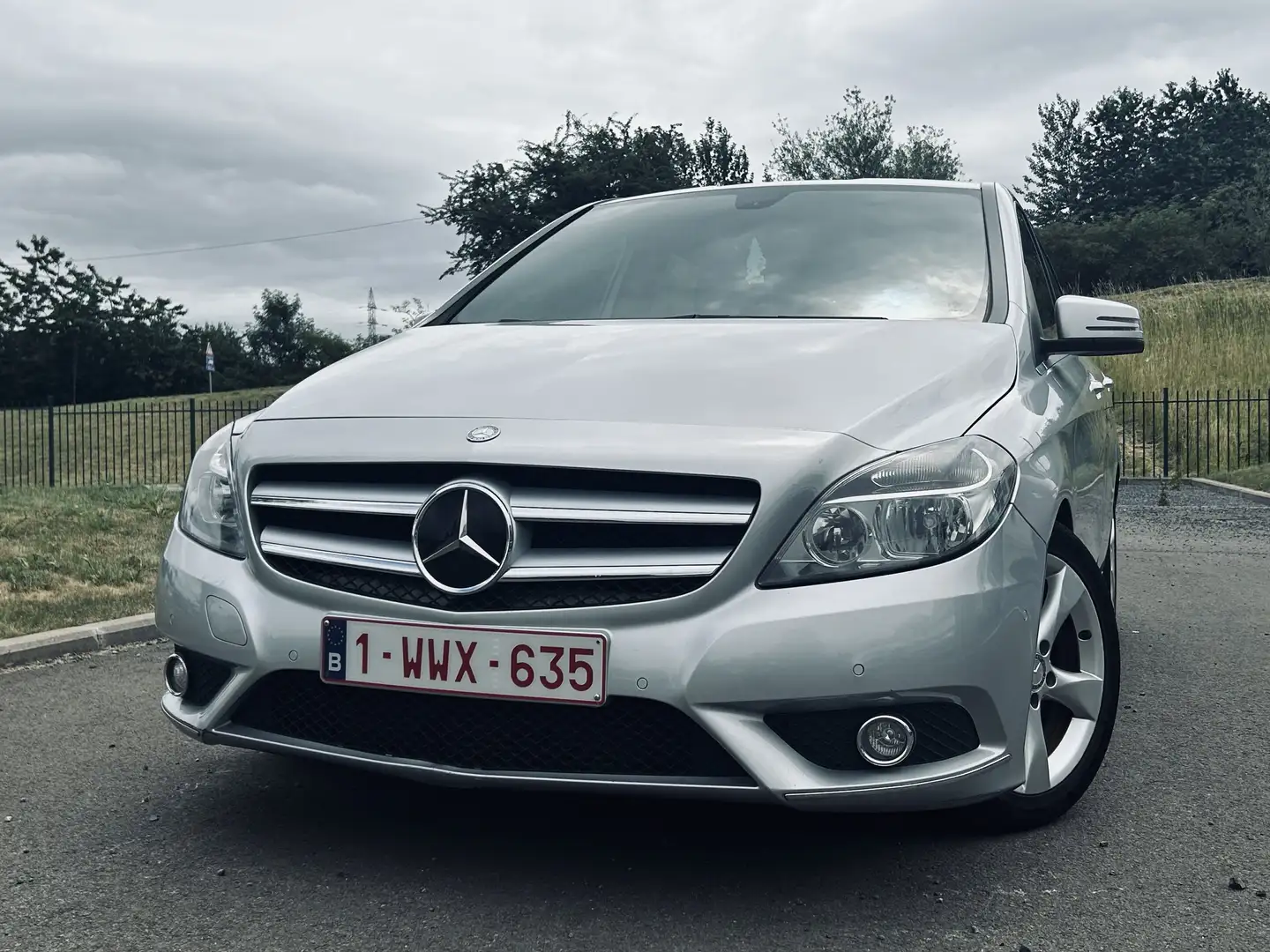 Mercedes-Benz B 180 Classe CDI Gris - 1