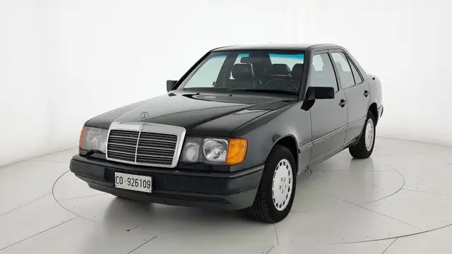 Mercedes-Benz 200 300 E 4 Matic solo 2 proprietari