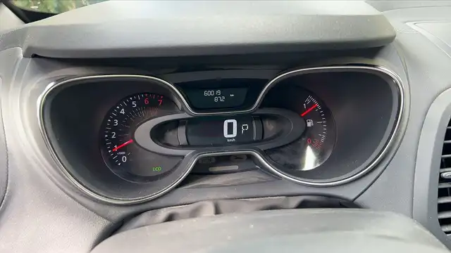 Renault Captur view 12