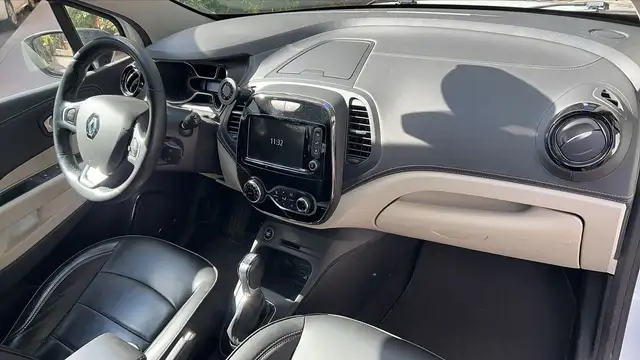 Renault Captur view 10