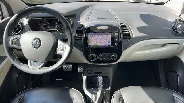 Renault Captur view 11