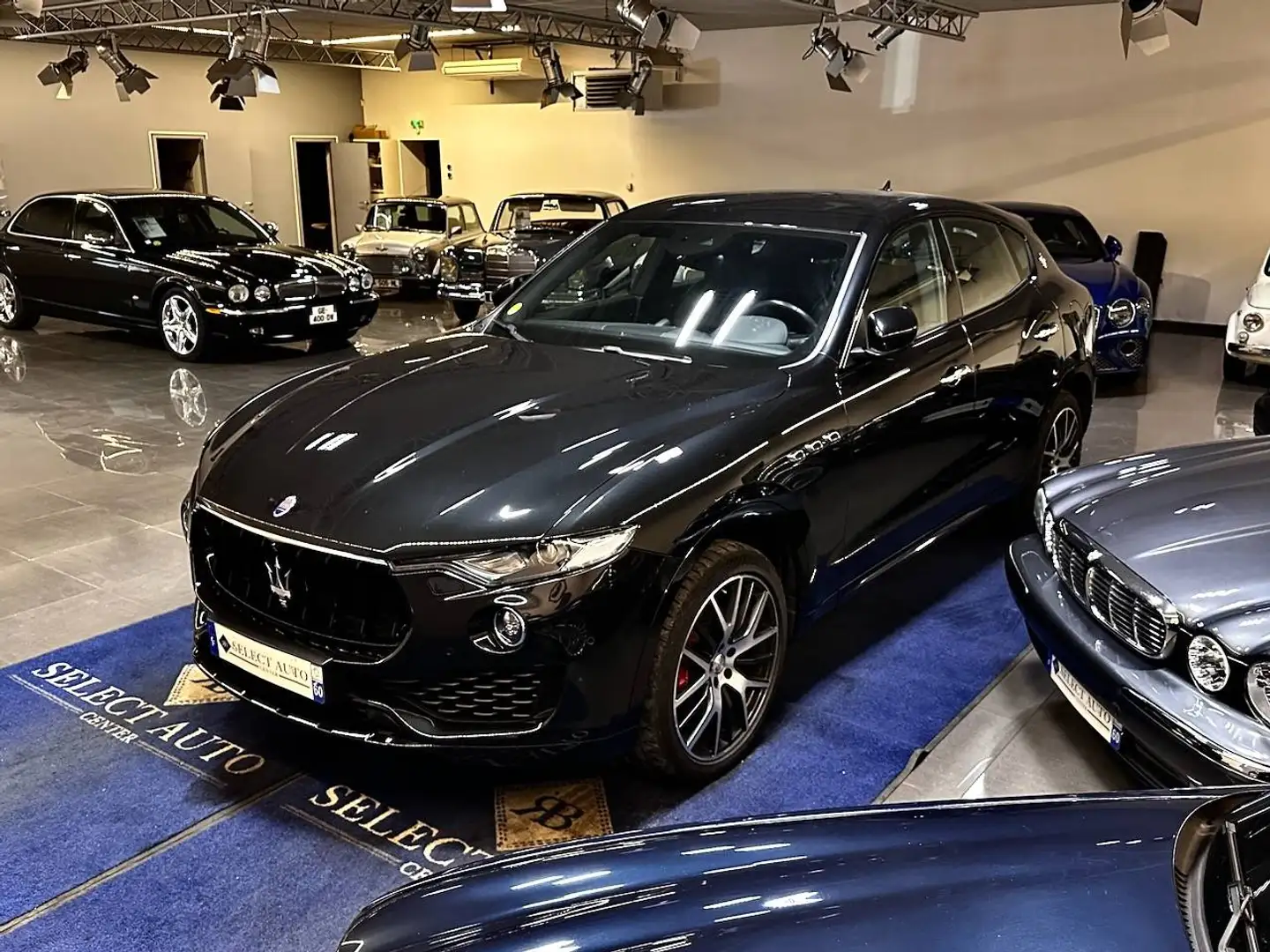 Maserati Levante 3.0 V6 275ch Diesel Gris - 1