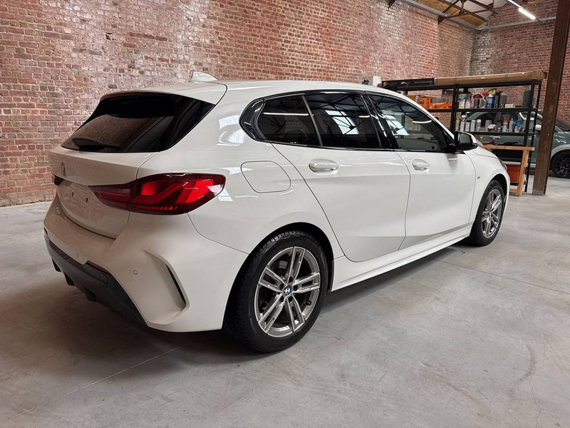 BMW 118 118i M Sport — photo 4