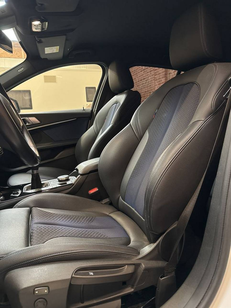 BMW 118 118i M Sport — photo 8