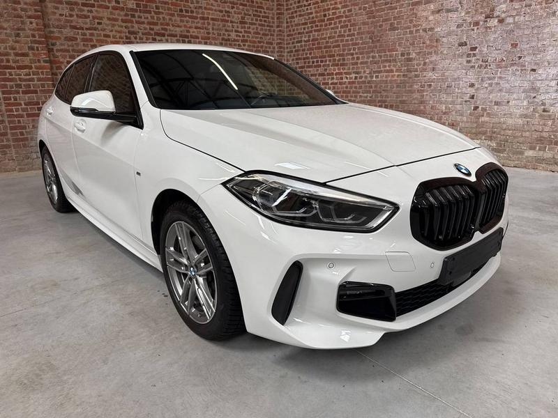 BMW 118 118i M Sport — photo 5