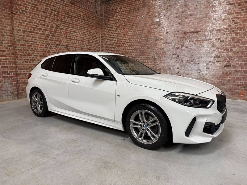 BMW 118 118i M Sport — photo 2